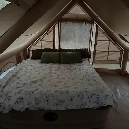 Doppelbett In Der Villa Mit 3000 M2 Garten Und Wald * Wittstock