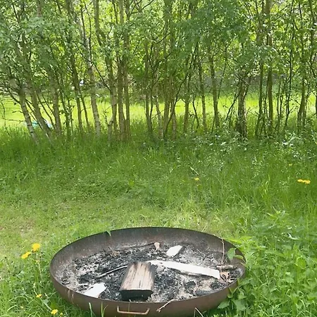 Doppelbett In Der Villa Mit 3000 M2 Garten Und Wald *